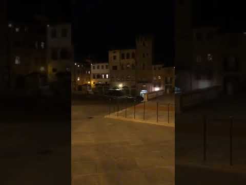 Piazza Grande Arezzo Italy Travellife Arezzo Tuscany Italy