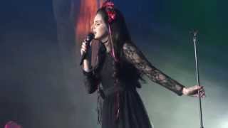 Video thumbnail of "LANA DEL REY - Gods & Monsters - LIVE Paradise Tour 2013 - Frankfurt"