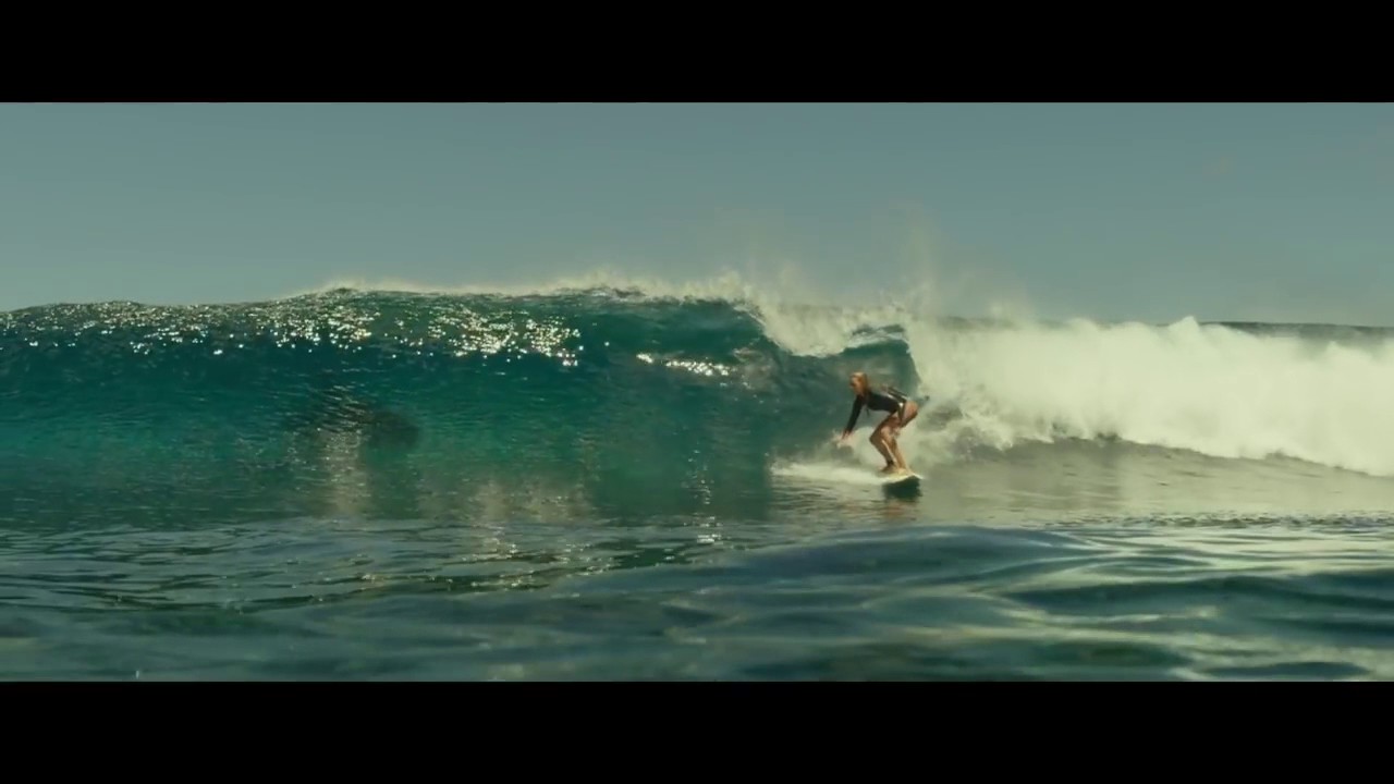 otmel-teshiu-i-tetyu-ebut-tolpoy-krasivuyu-blondinku