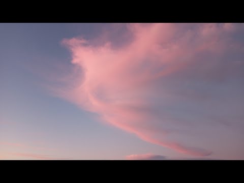 Nube en forma del Ave Fénix, en el cielo de La Paz
