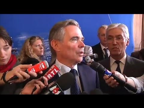 Le prÃ©sident de l'AssemblÃ©e nationale, Bernard Accoyer (UMP) assur qu'il a "pris tout seul" et "la conscience tranquille" la dÃ©cision de suspendre la sÃ©ance sur les retraites pour mettre fin Ã  "l'obstruction" de l'opposition.