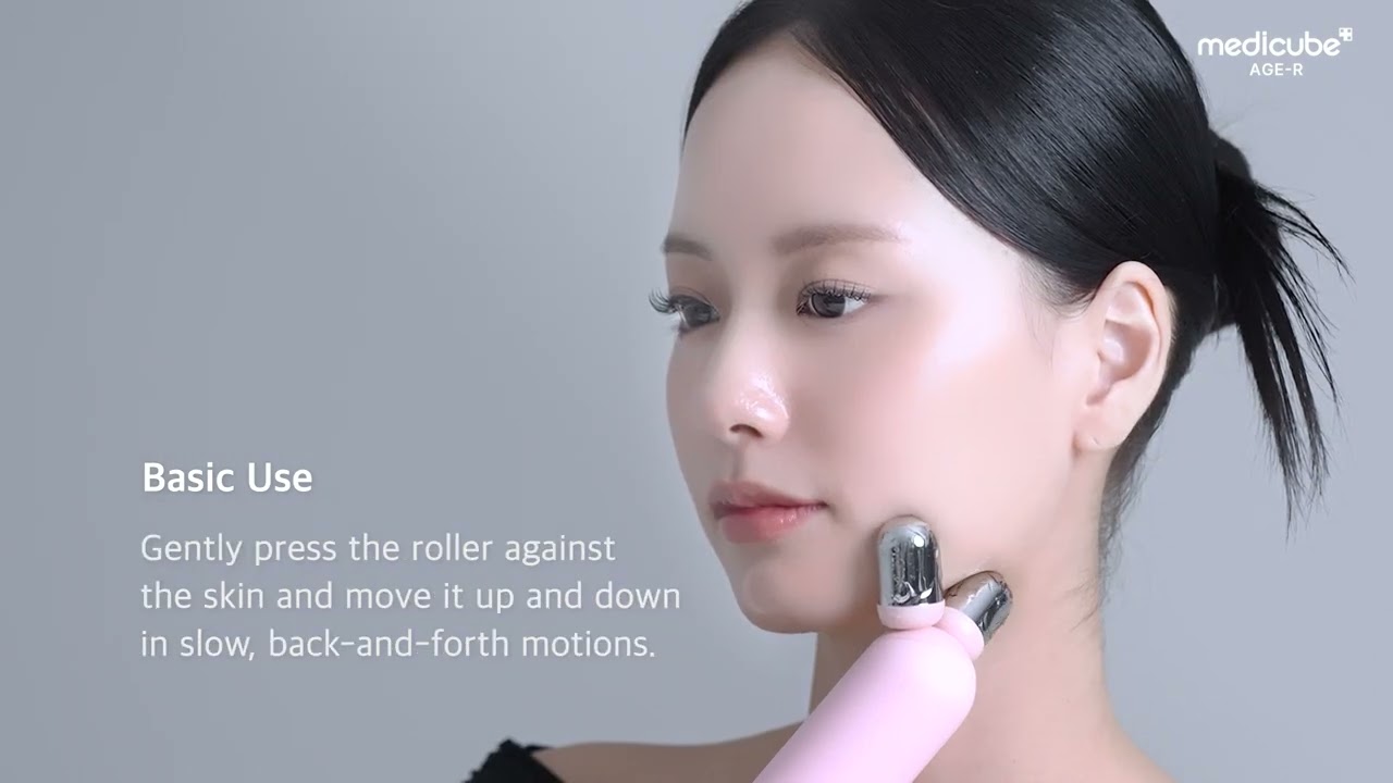 MEDICUBE] BOOSTER FACE ROLLER_How To Use - YouTube