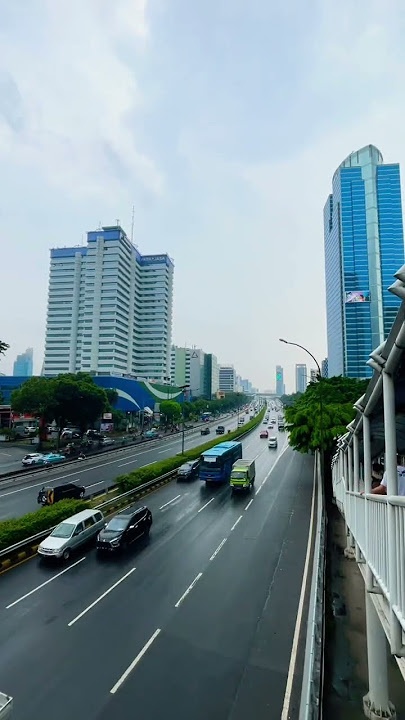 jakarta sehabis hujan #short #jakarta #cityvibes