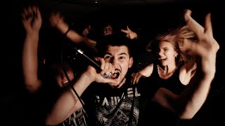 Iron Head - Karawana Jedzie Dalej (OFFICIAL VIDEO)