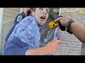 Woman Intervenes In Arrest of Family Member With SHOTGUN