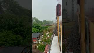Howrah Azimganj Passenger #TrainInRain #shorts #viralvideo #4k #railtracker
