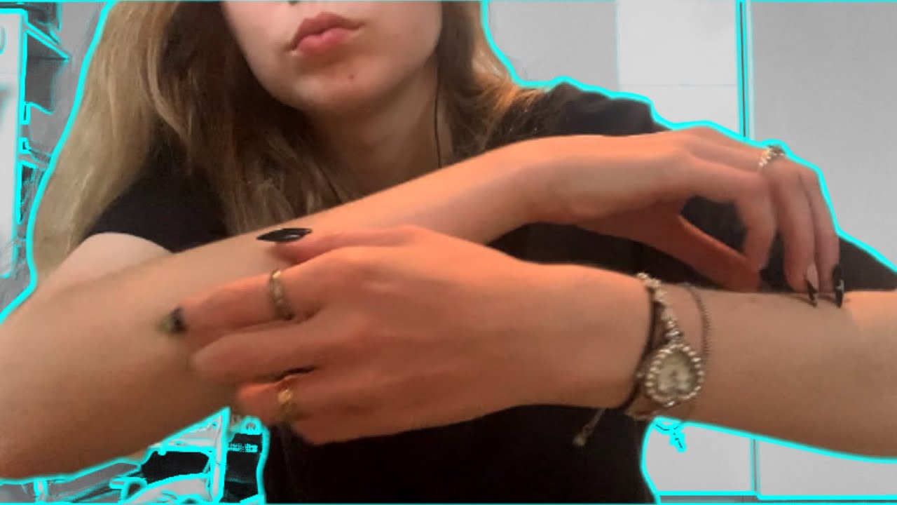 ASMR | skin scratching and hand sounds