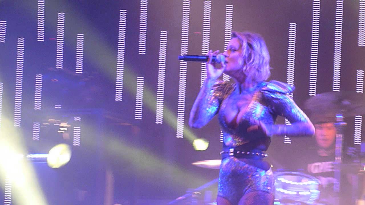 Jennifer Rostock - Du Nimmst Mir Die Angst (05.02.14 Hannover)