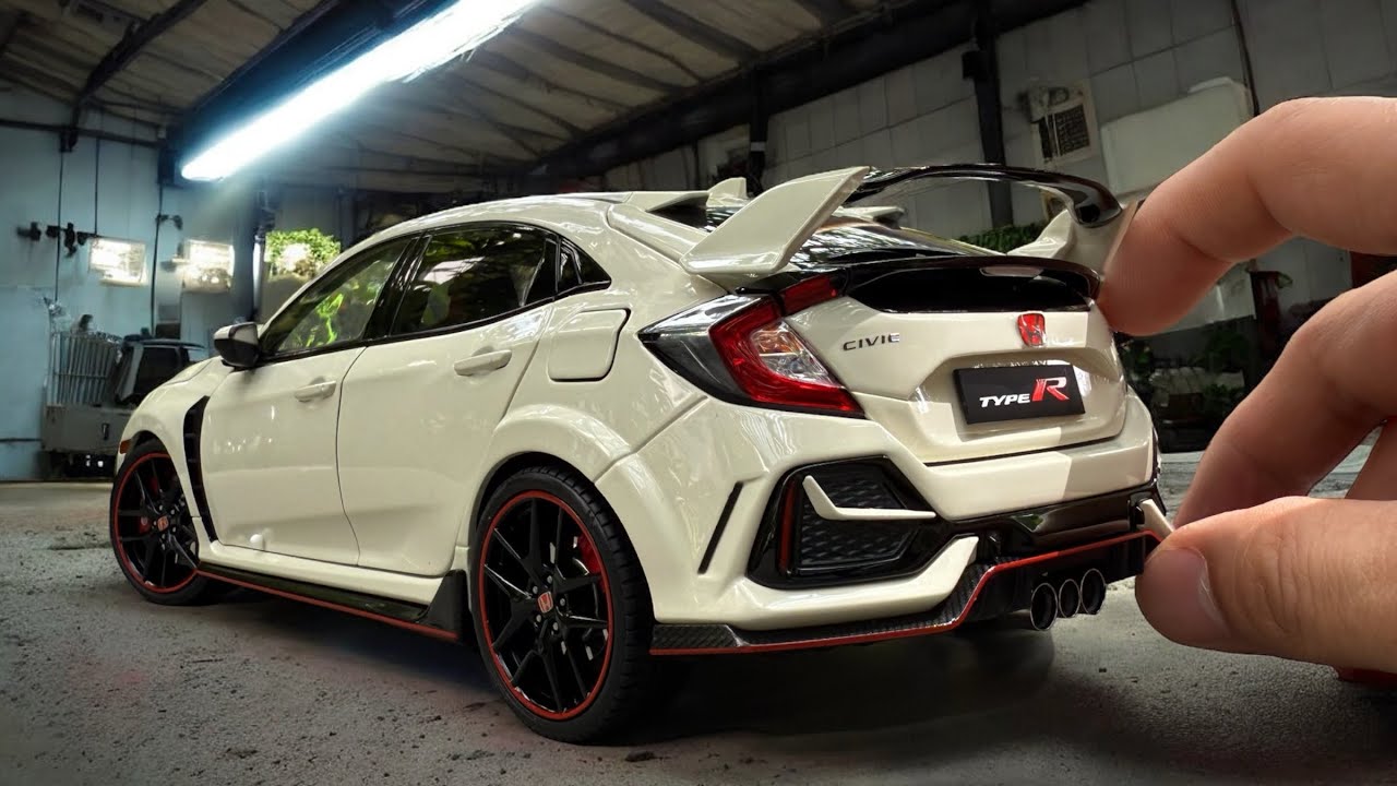Unboxing The Most Realistic Honda Civic Type R 1/18 Diecast Car Model ...