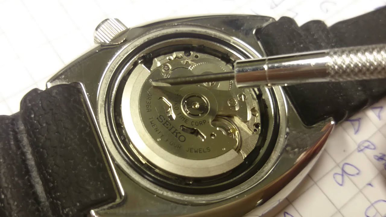 Seiko turtle 4R36A movement - YouTube