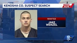 Kenosha Sheriff looking for wanted man