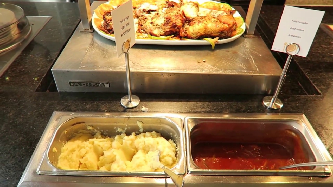 Hotel Riu Palace Bavaro. Lunch in the main restaurant. Dominicana, Punta Cana.