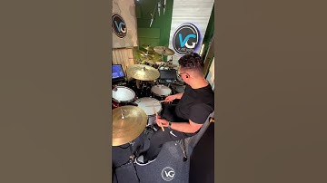 Integrating the Roland SPD-SX Pro into my hybrid drumming concept #vladeguigni #rolandspd