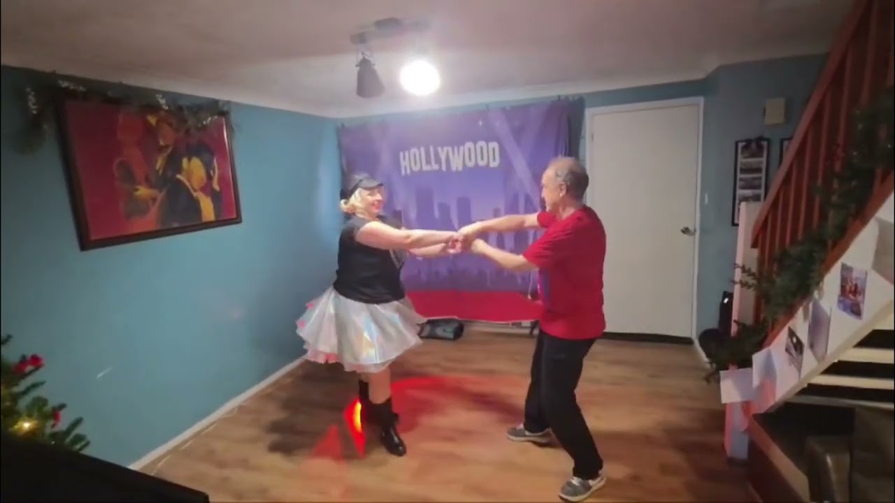 Jolly Jivers, David's Xmas, David+ Dina, Wrap Me Up , Dec 2025