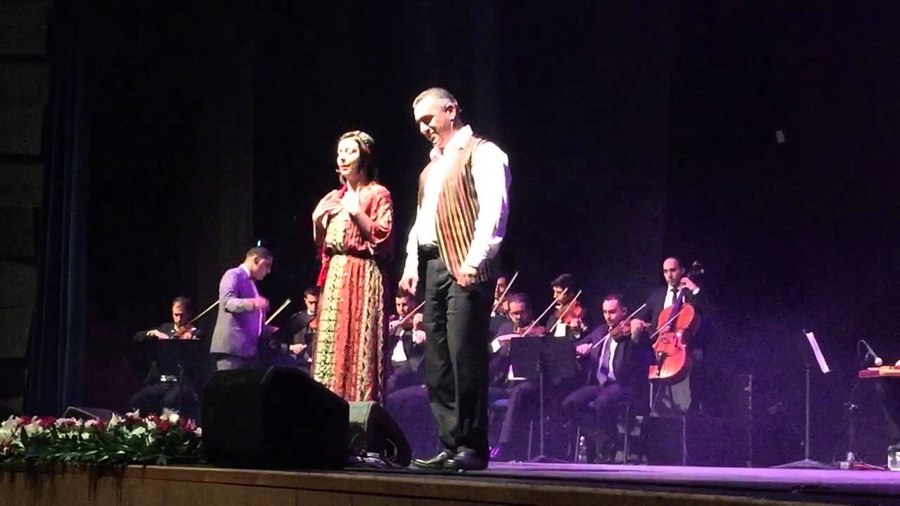 دبكة لبنان - جوقة بيات وفرقة سلمى للفنون الاستعراضية