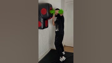 Powerful left hook ✔️🥊 #boxingtraining #boxing #boxingtechnique #boxingcoach #hook #boxingtips