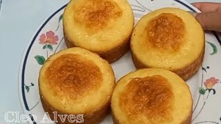 Bolinhos de maizena fofinho sem trigo delicioso para o café da manhã