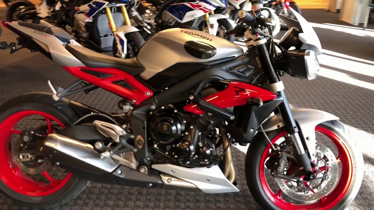 2015 Triumph Street Triple RX Special Edition in Grey Walk Around @ Frontline Eurosports