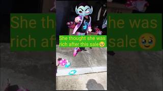 Little things are the biggest moments. #reselling #touching #garagesale #unitfrombelow #positive