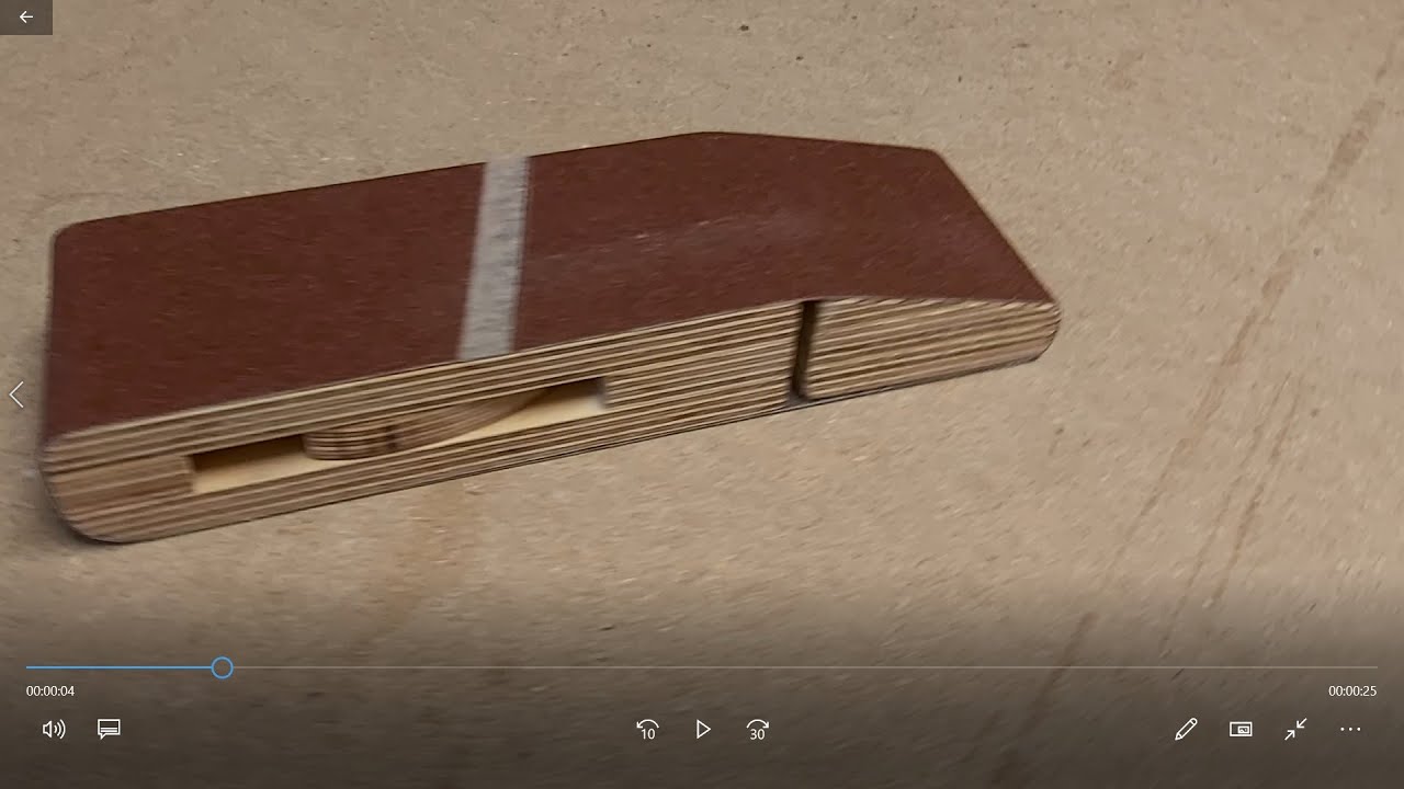 Hand sanding block with easy sanding paper change making with Eagledaan-maakt