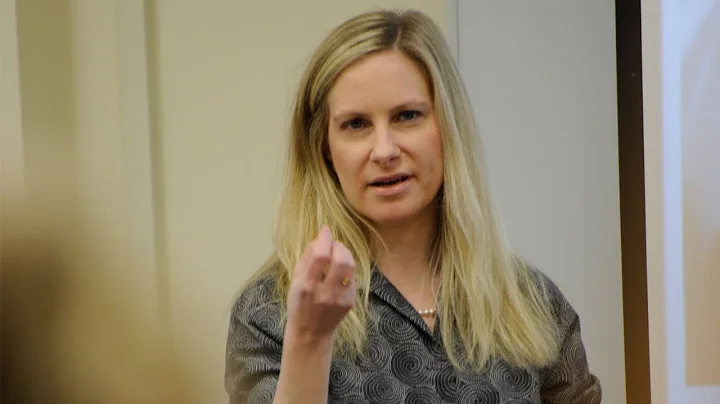 Michelle Moore - College of DuPage's 2010-11 Outst...