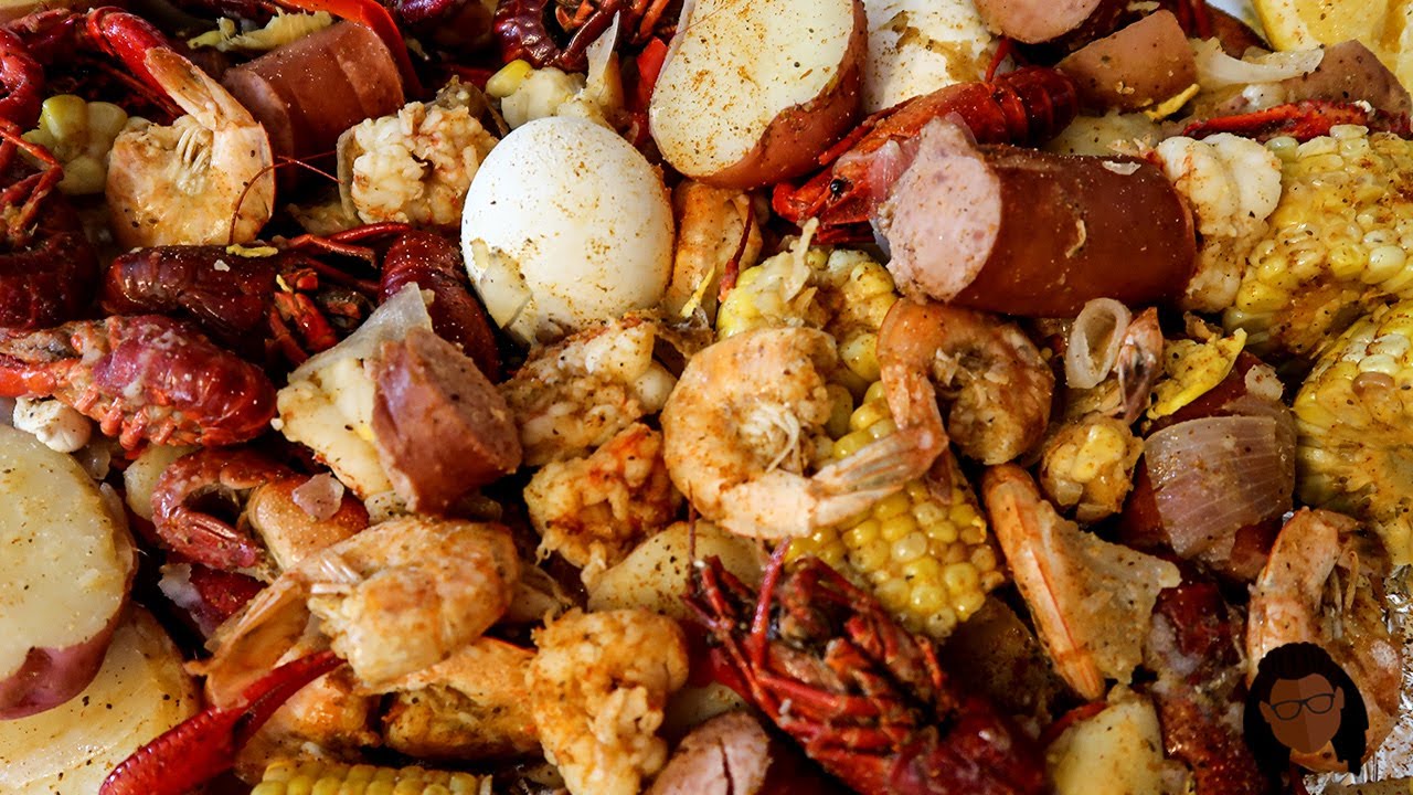 Simple and Easy Shrimp Boil Recipe - YouTube