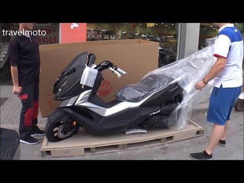 unboxing SYM CruiSym 300i shiny black special model