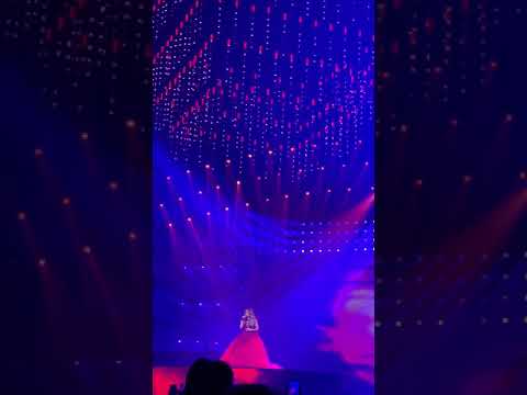 Jennifer lopez limitless live