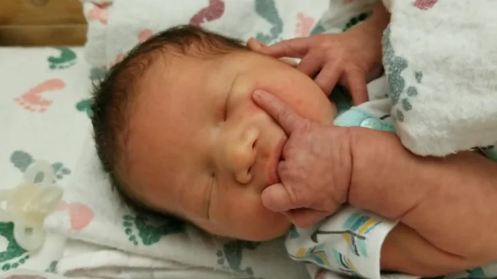 Elijah Maddox Gallegos, 6 days old