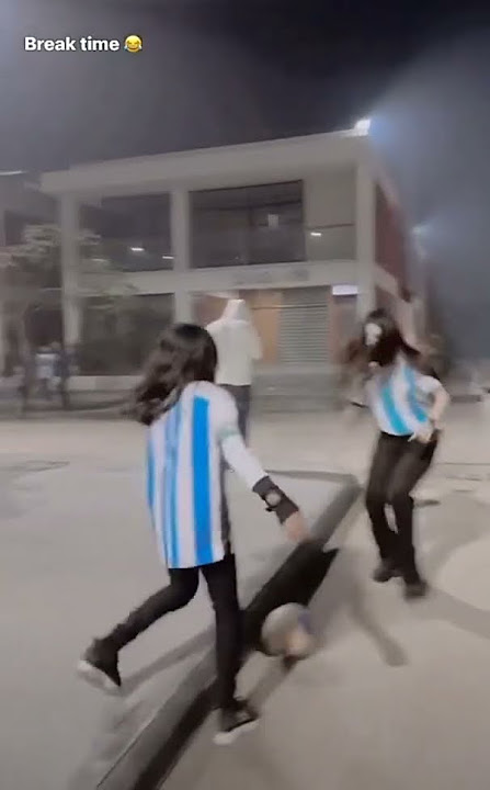 Argentina Fan Girl Playing Football in street | Argentina Final Match Stadium Leaked Video