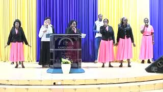 BWANA MUNGU NASHANGAA KABISA FT VICTORY CHOIR