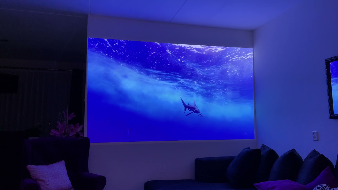 lg au810pw lifestyle