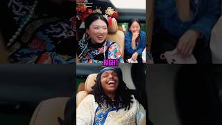 Agent Couldn’t Stop Laughing After The Tour Guide Notices Nina Has No Viewers! 💀😭