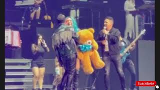 Un Osito Dormilón  Karol G Jean Carlos Centeno Y Jorge Celedon  Bichota tour Bogotá Mov