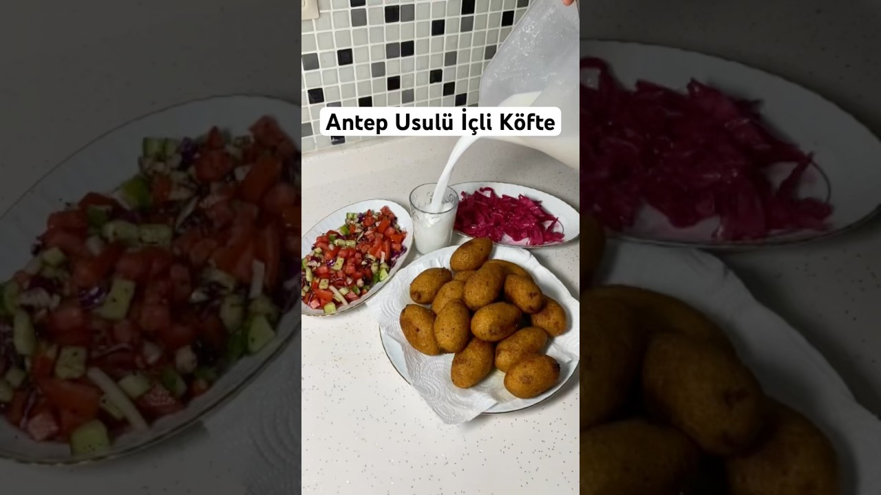 Antep Usulü İçli Köfte #pratiktarifler #yemektarifleri #sebzeyemekleri #tarif #enfesyemektarifi Antep Usulü İçli Köfte #pratiktarifler #yemektarifleri #sebzeyemekleri #tarif #enfesyemektarifi