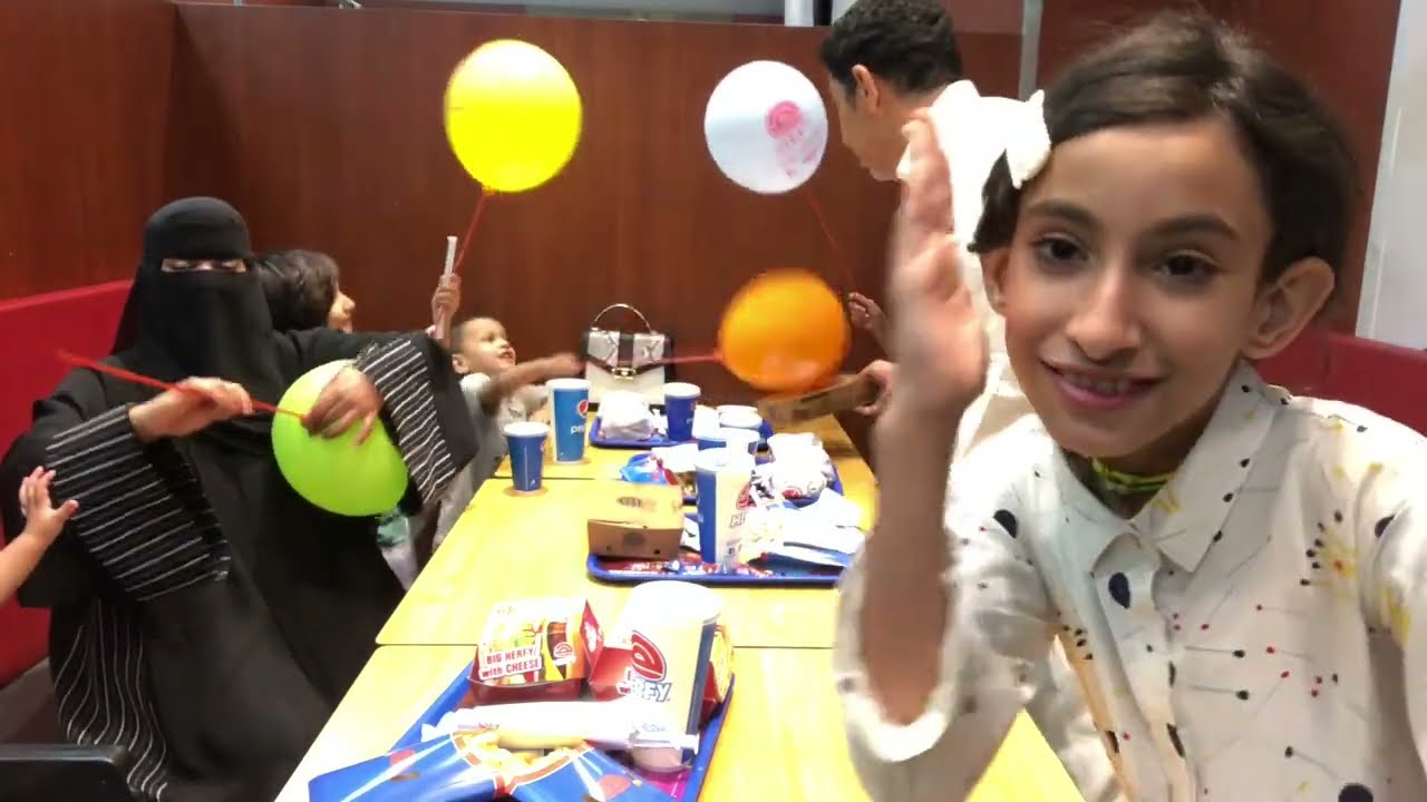 سوينا احتفال