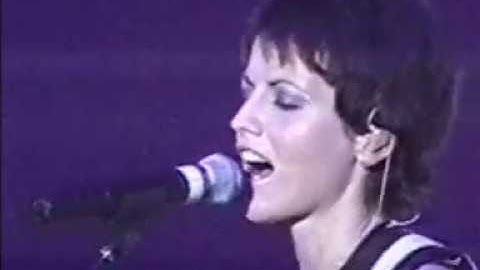 The Cranberries - Filaforum, Milano, Italy (09-11-1999)
