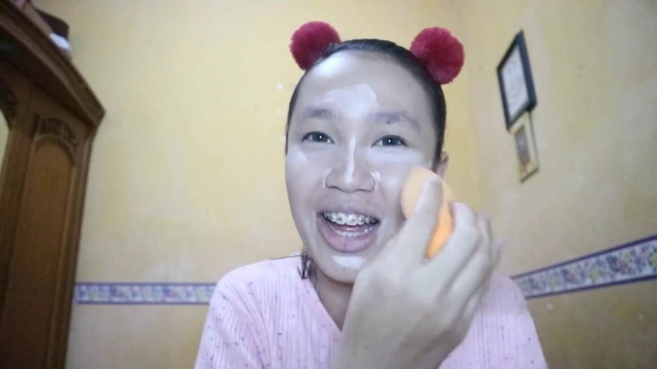 Makeup murah , simple , dan gak pake banyak2 product!