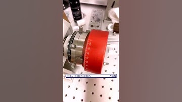 Optical fiber laser marking machine rotates the mark, using a rotating fixture