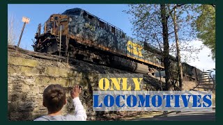 TRAIN TRACKERS - REAL TRAINS  / CSX LOCOMOTIVES