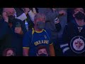 Гимн Украины звучит на матче НХЛ в Канаде