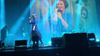 Mitski, “Where’s My Phone?” Live