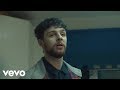 Tom grennan  praying