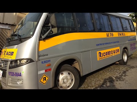Vídeo: Como Abrir A Porta De Um Microônibus