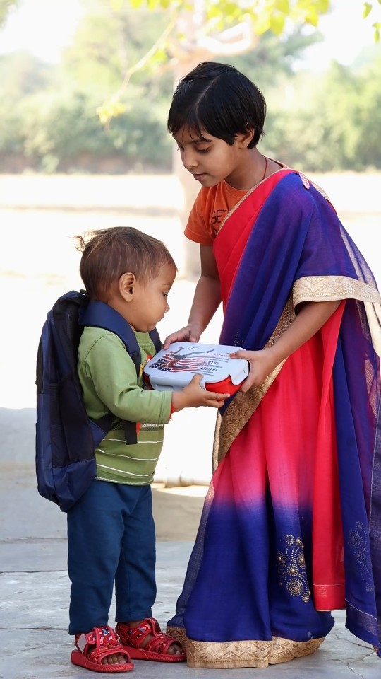 Bhai or Behen Bachpan ke Din #shorts #school #love