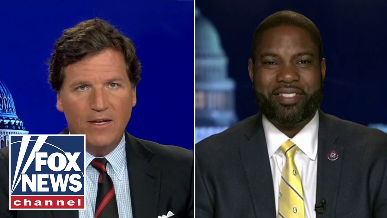 Tucker laughs at Florida being labeled ‘unsafe’ for Black people