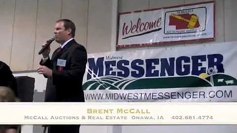 Brent McCall sells at the Nebraska Auctioneers Ass...