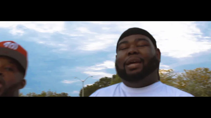 Wallace ft. King Asa - Tag U It (Official Music Vi...