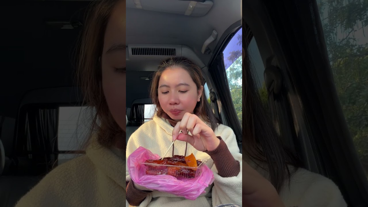 មាន់នៅនេះគេដុតទាំងក្រចក...