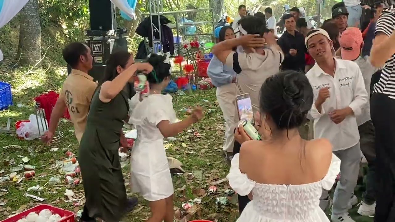 rượu vô là lên nhảy 😂